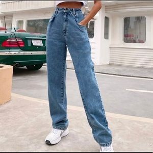High Waisted Snow Wash Boyfriend Jeans